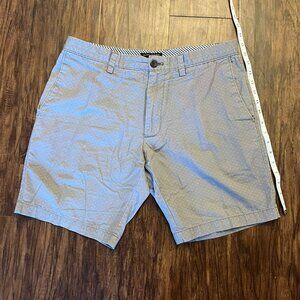 Banana Republic - Men's Shorts - Waist 33 - Checkered Pattern